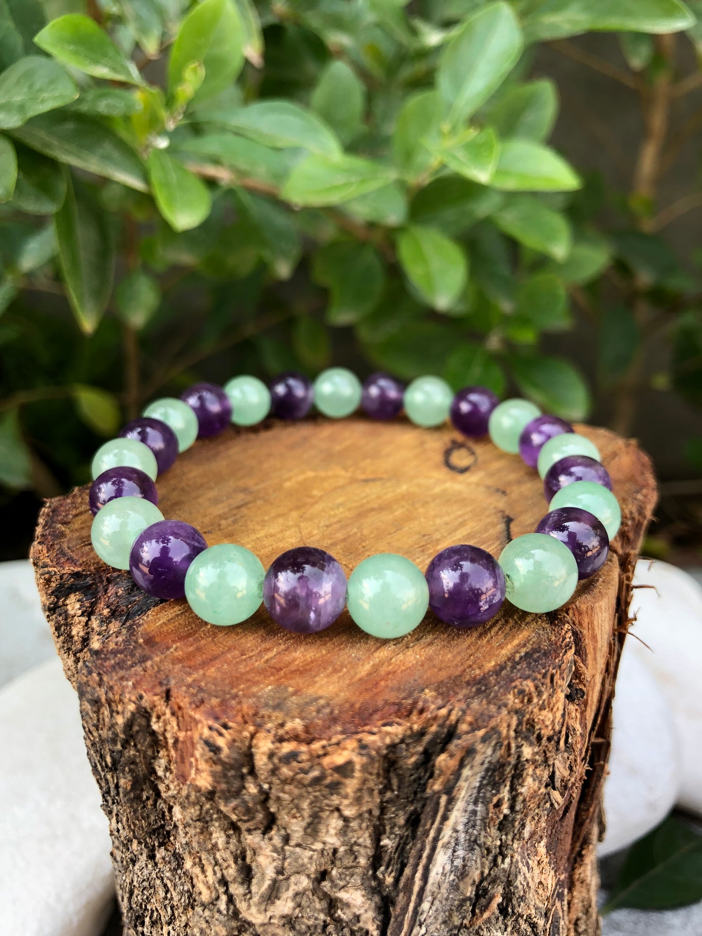 Beautiful Amethyst and Aventurine Bracelet for women